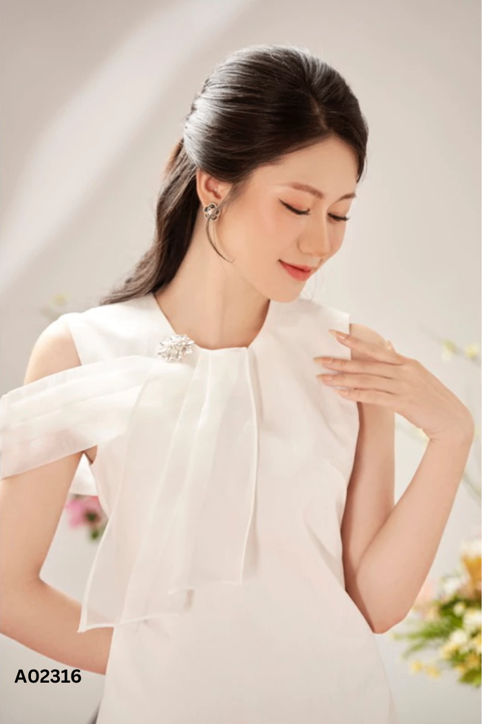 Váy sát nách trắng DAPHNEE phối voan
