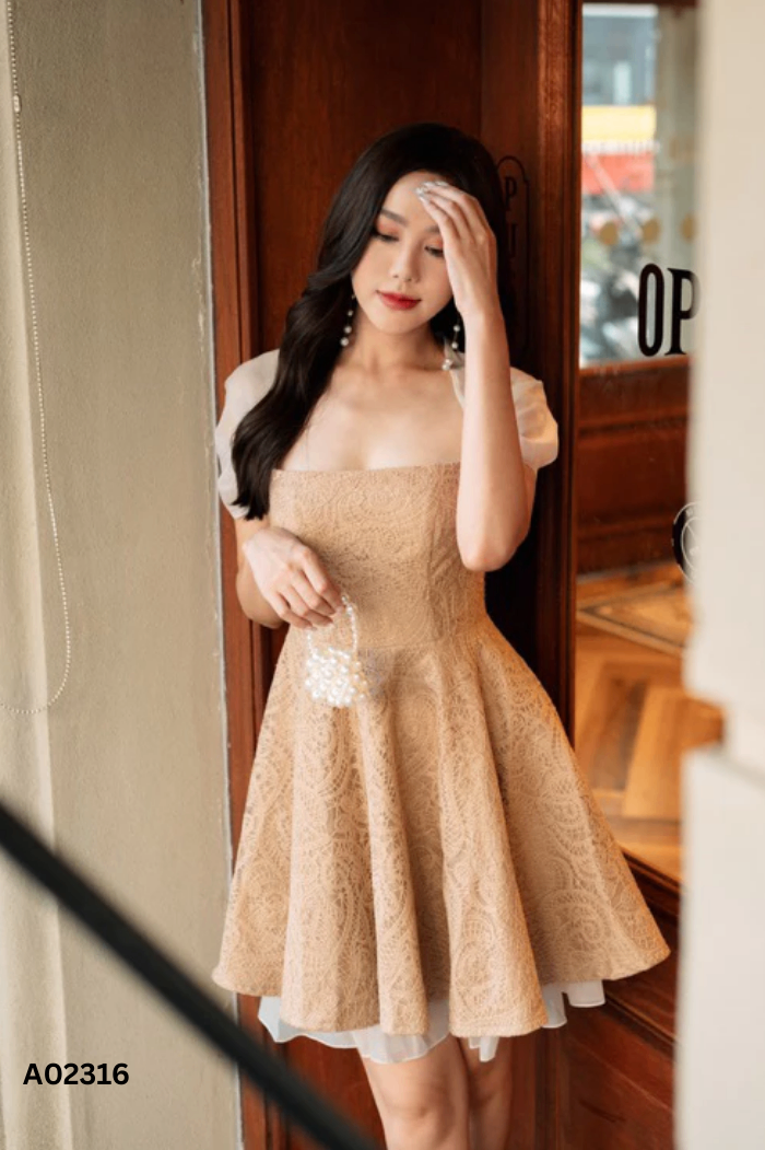 Váy ren be DAPHNEE phối voan trắng