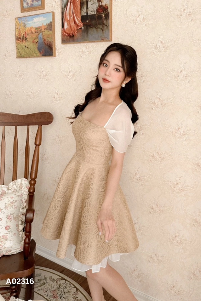 Váy ren be DAPHNEE phối voan trắng