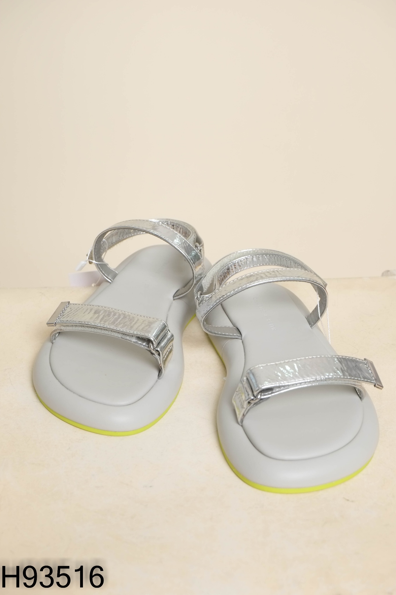 FULLBOX Sandals CHARLES&KEITH xám trơn