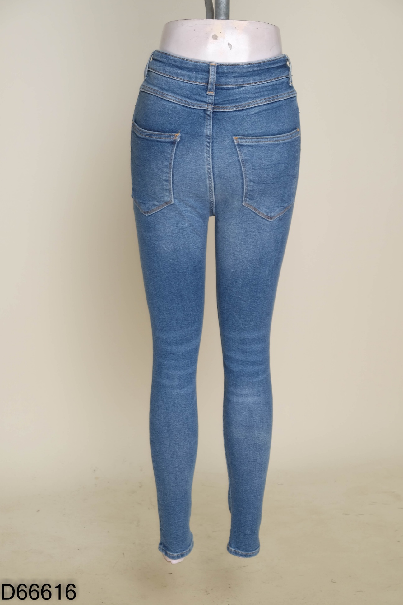 Quần jeans ZARA xanh trơn