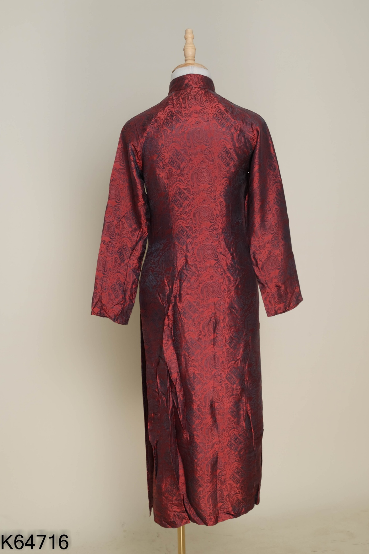 Áo dài đỏ đen (KHÔNG QUẦN)