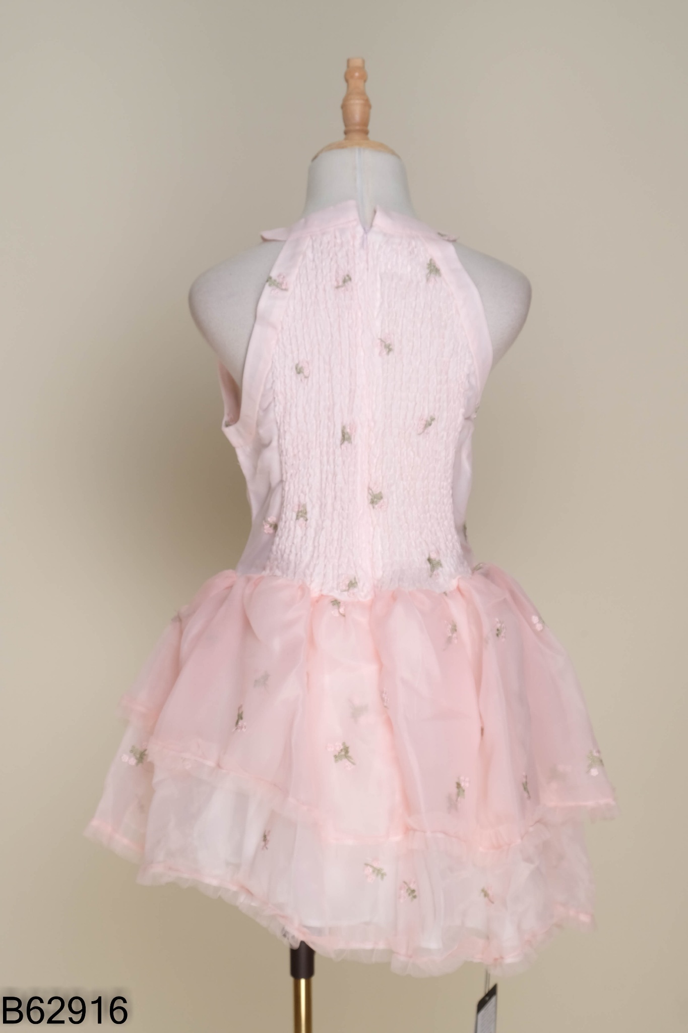 Váy organza hồng bèo