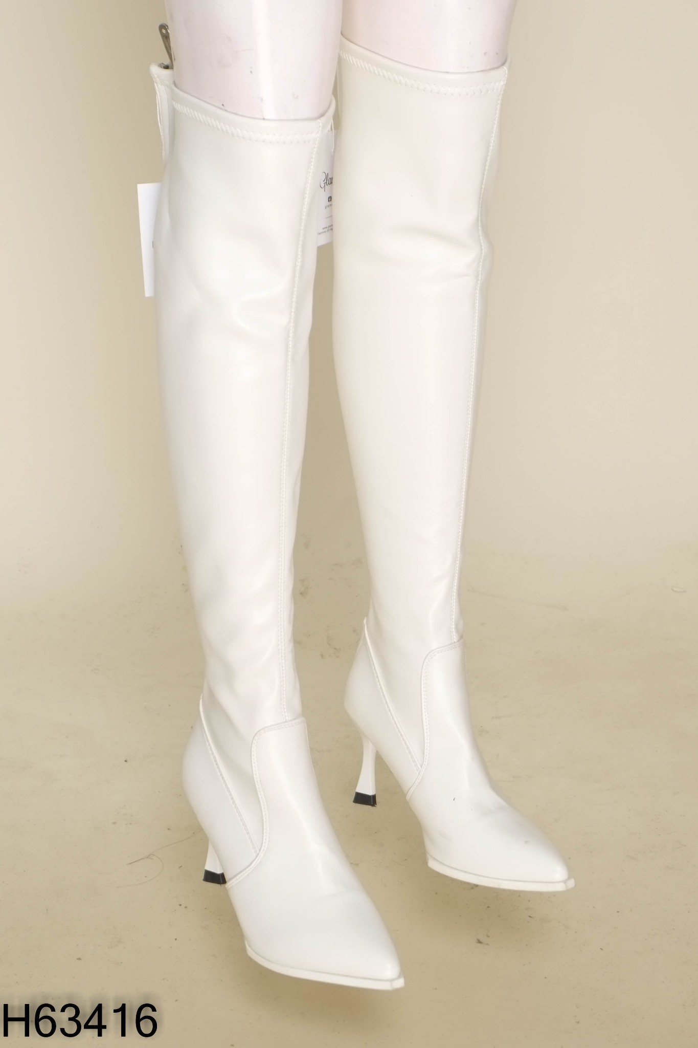 Boots đủi da trắng 7P