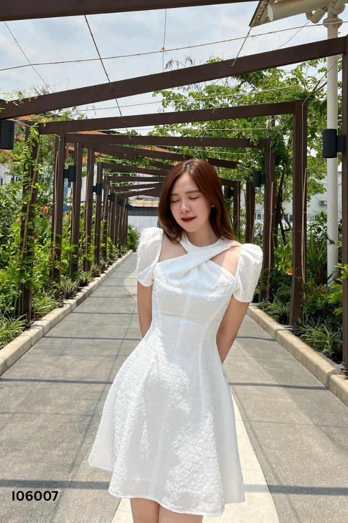 NEWTAG váy JM DESIGN trắng