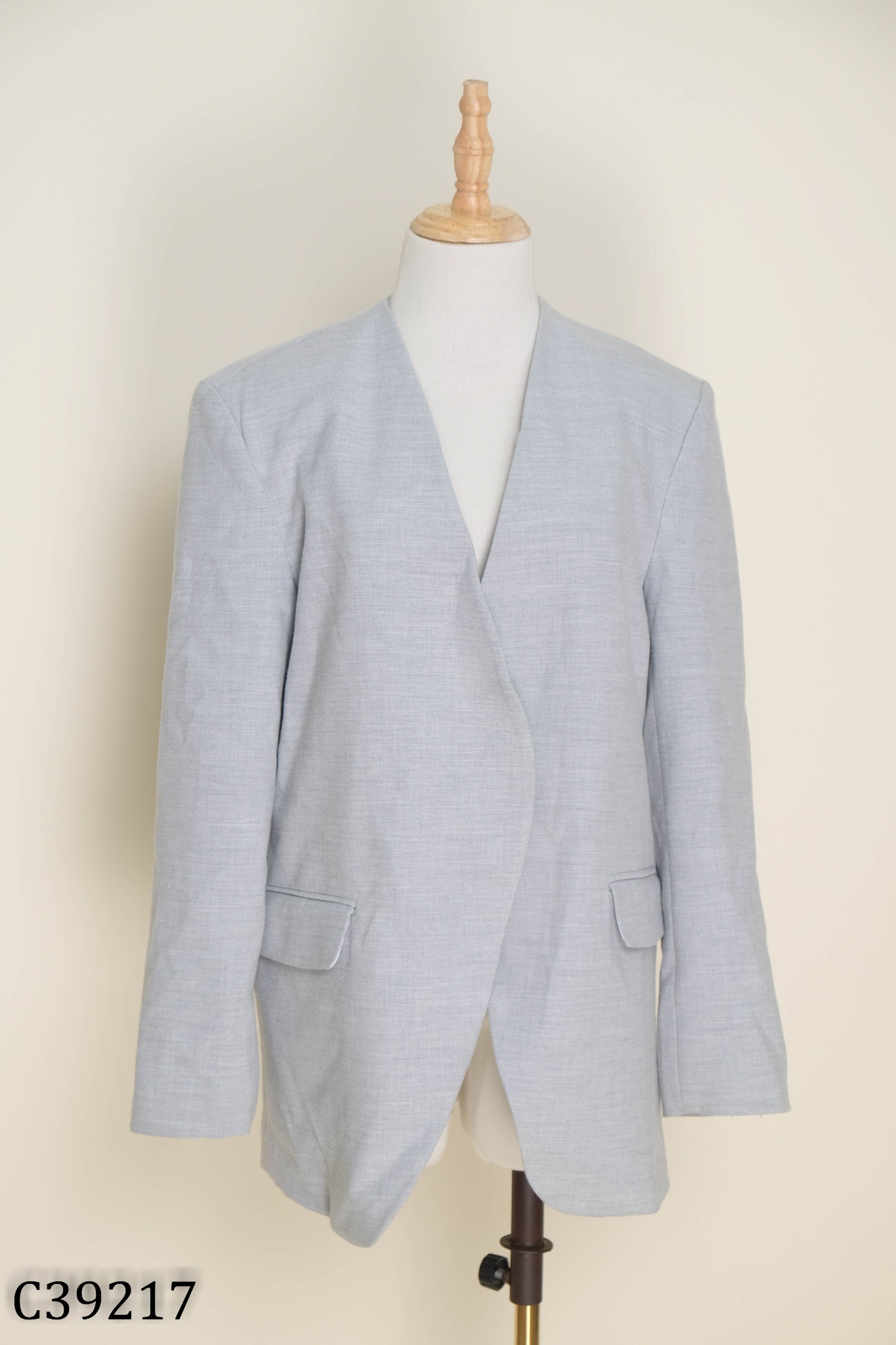 NEWTAG Blazer K CLOSET xám trơn