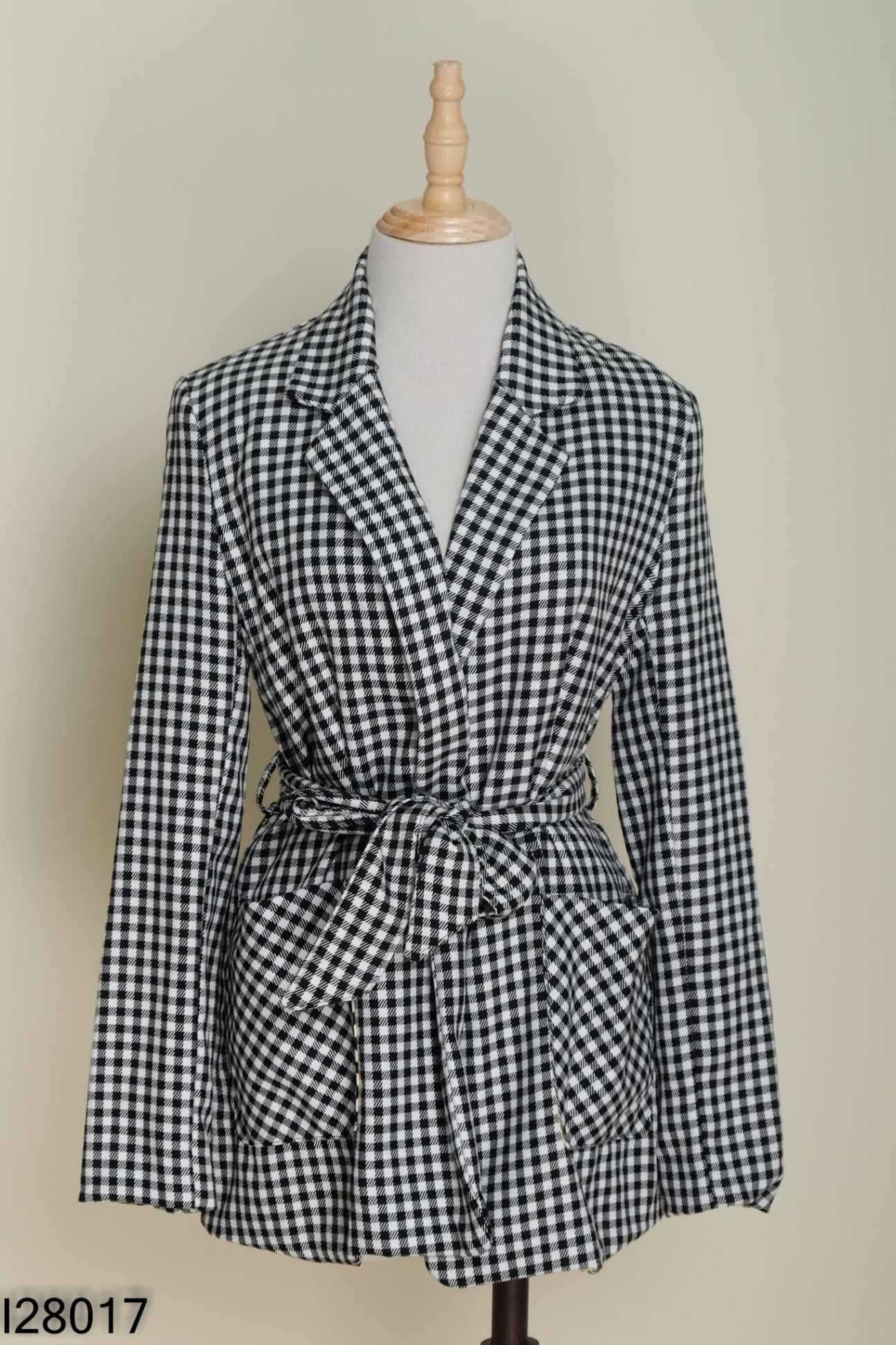 Blazer BERSHKA xám kẻ caro trắng đen