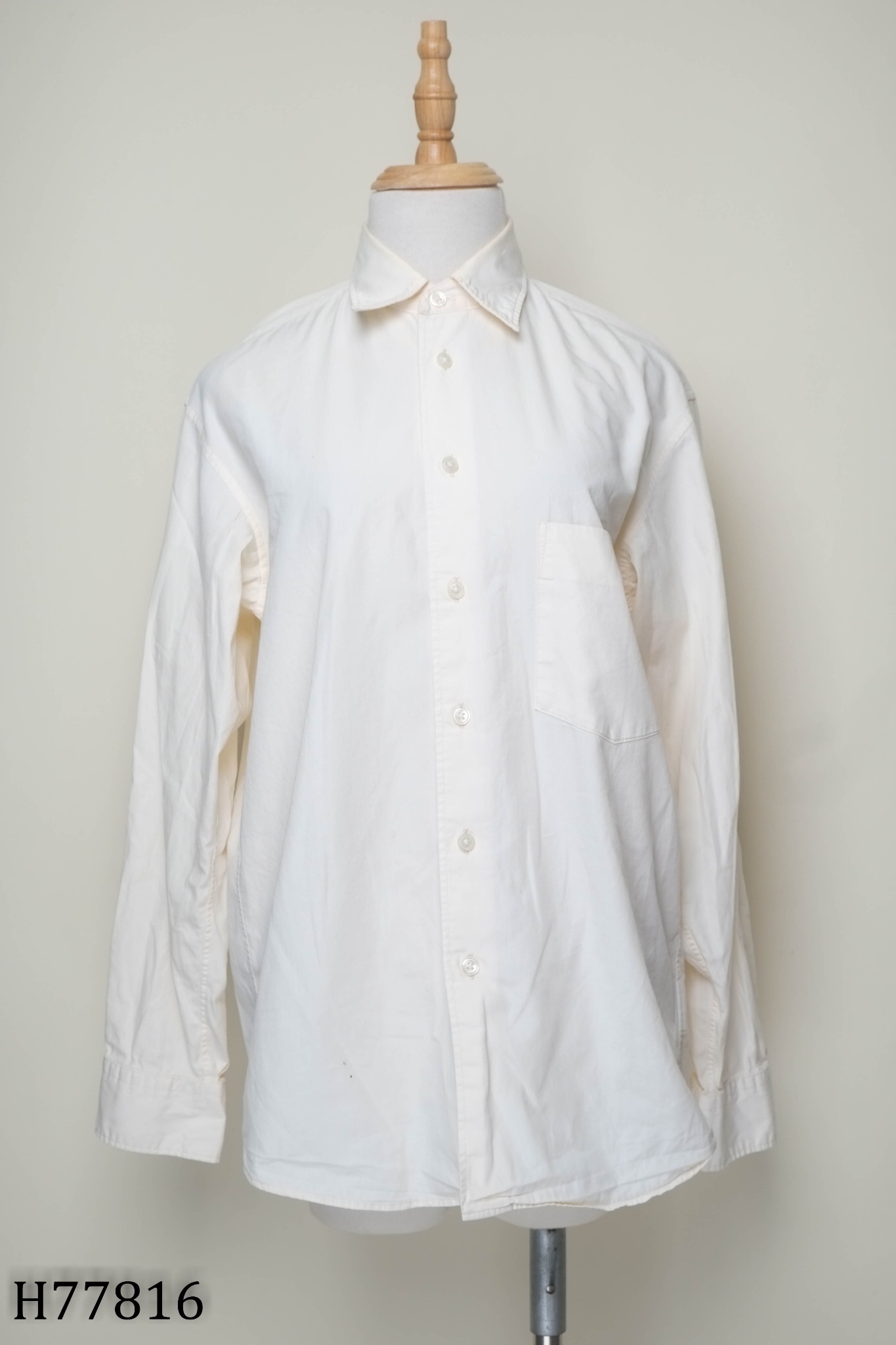 Áo sơ mi UNIQLO vàng nhạt