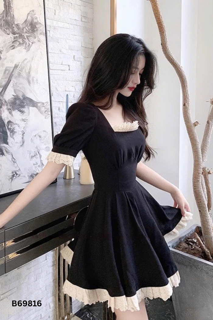 Váy đen phối be