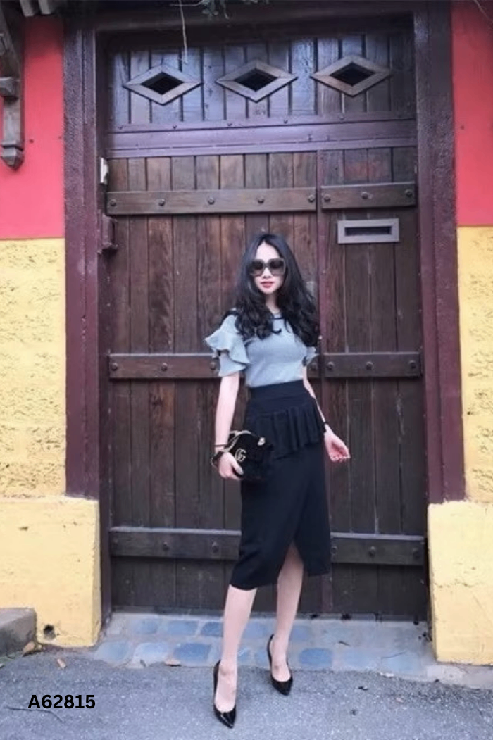 Áo xám đen kẻ họa tiết
