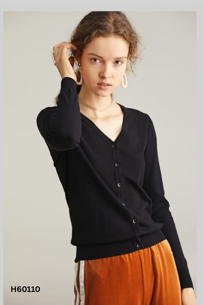 Cardigan len đen