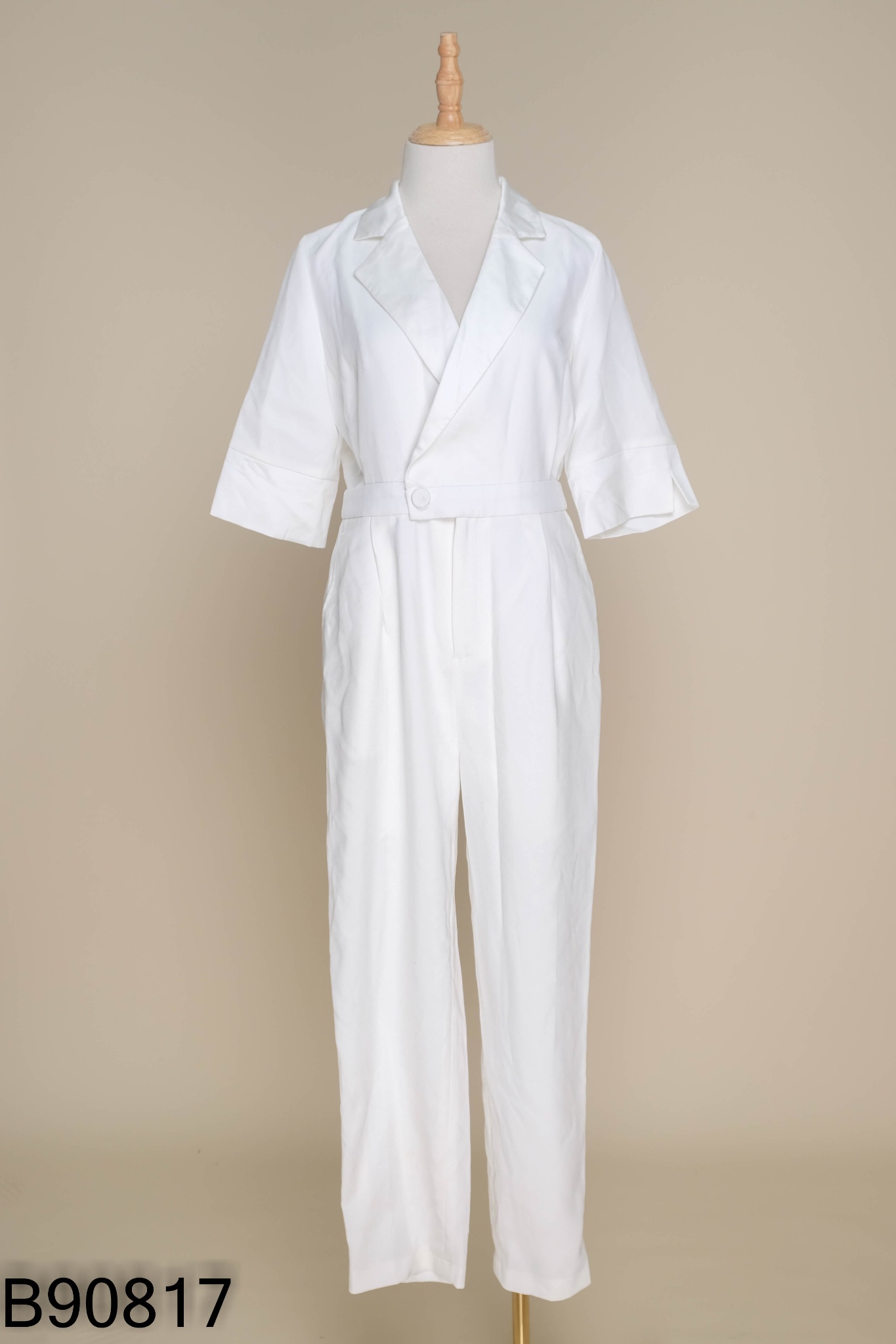 Jumsuit C'CHAT trắng trơn