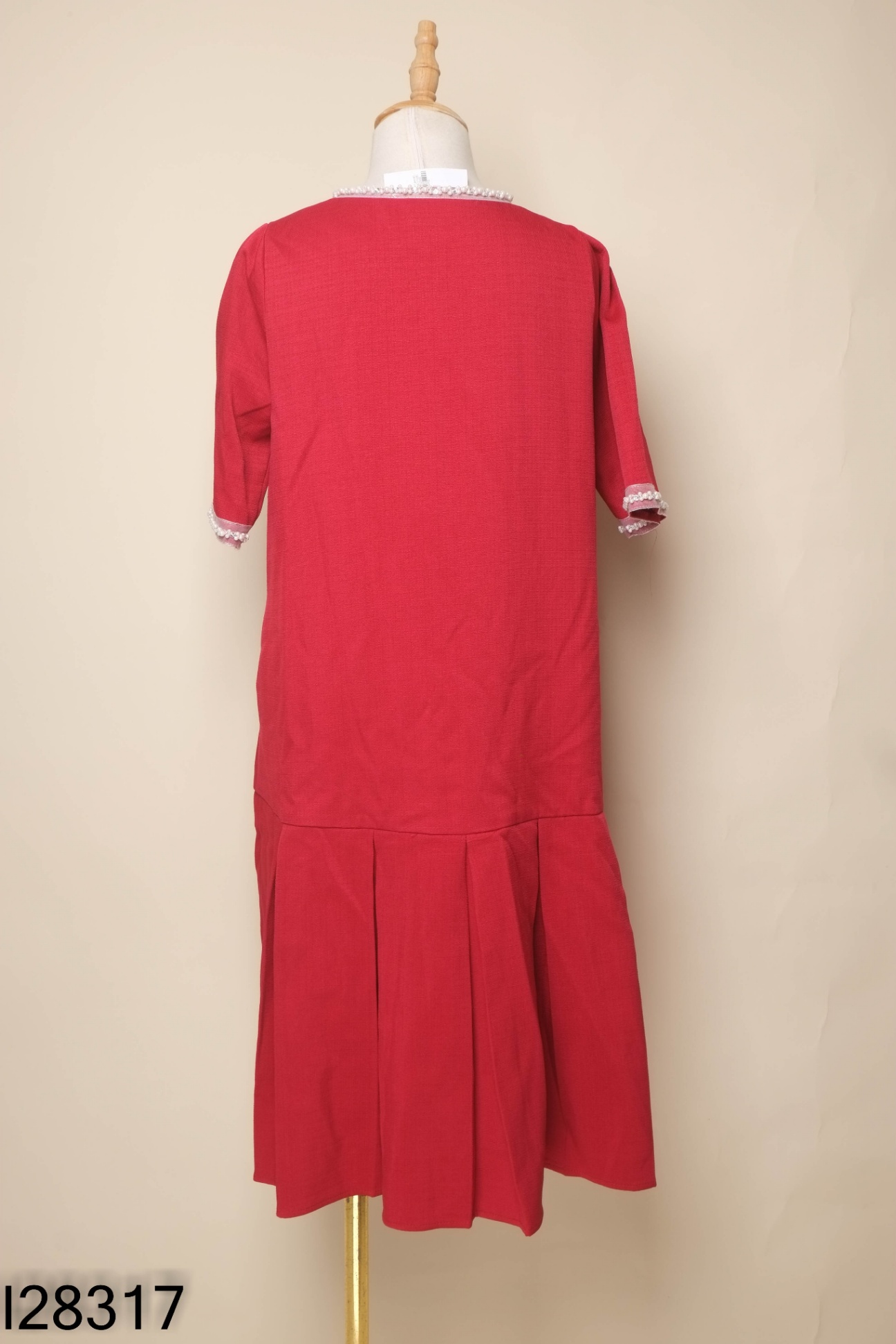 Váy đỏ LAMME viền ngọc