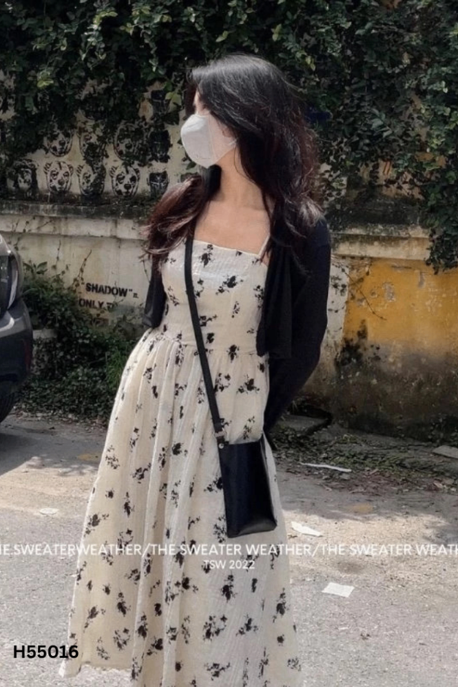 Set váy hai dây be+áo cardigan đen