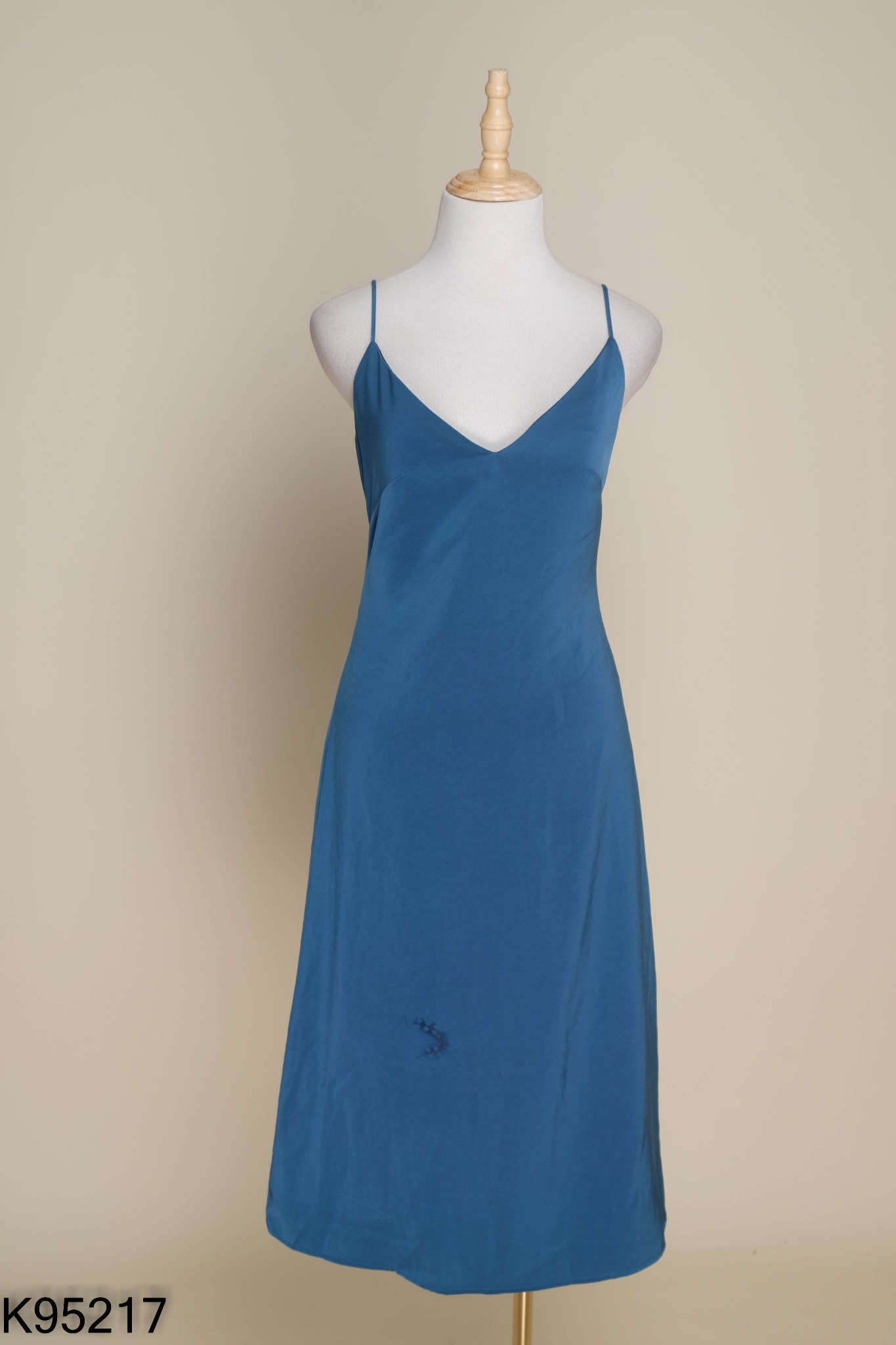 Váy hai dây ADORE DRESS lụa xanh
