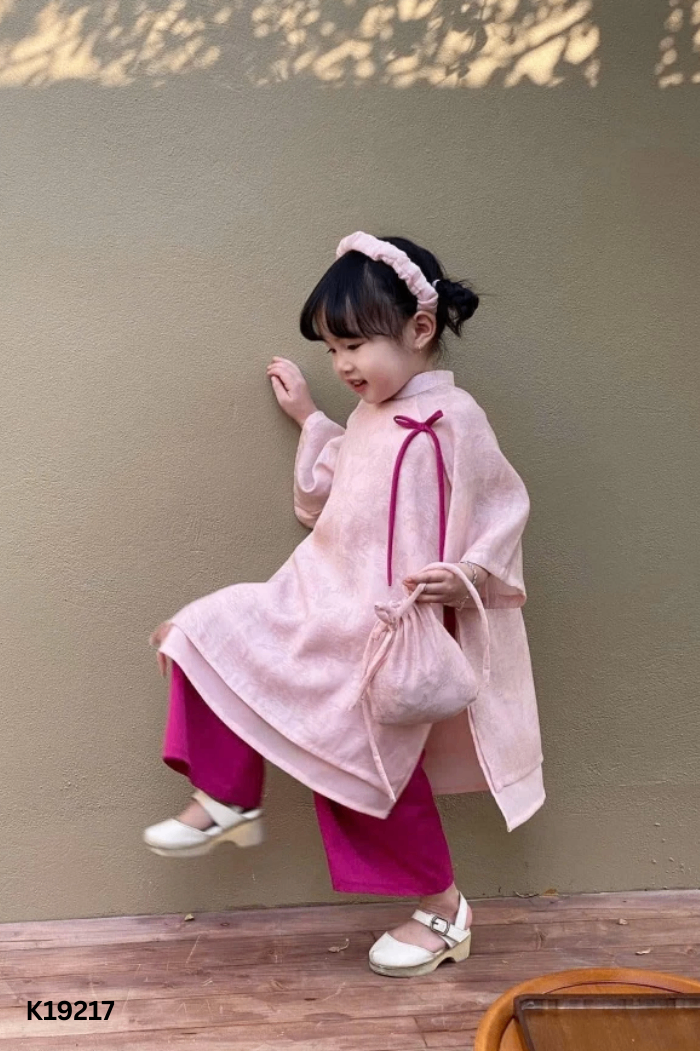 Áo dài hồng đính nơ KIDS
