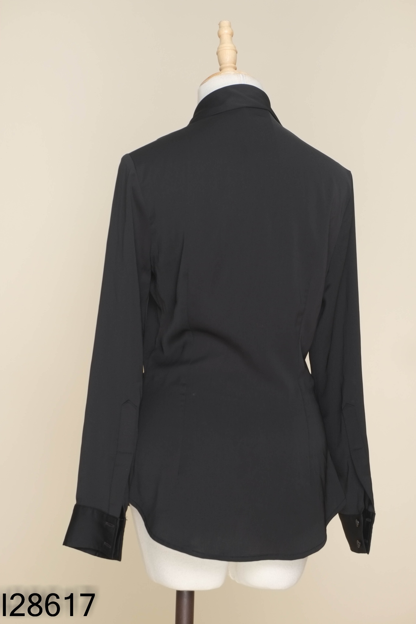 Blazer BELY đen trơn