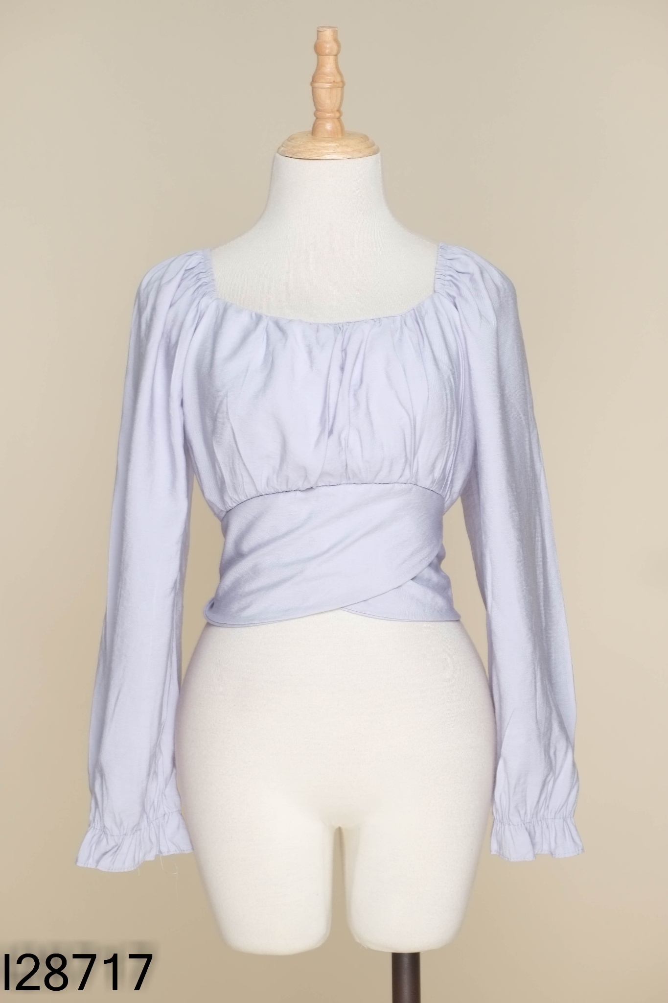 Áo croptop xanh trơn