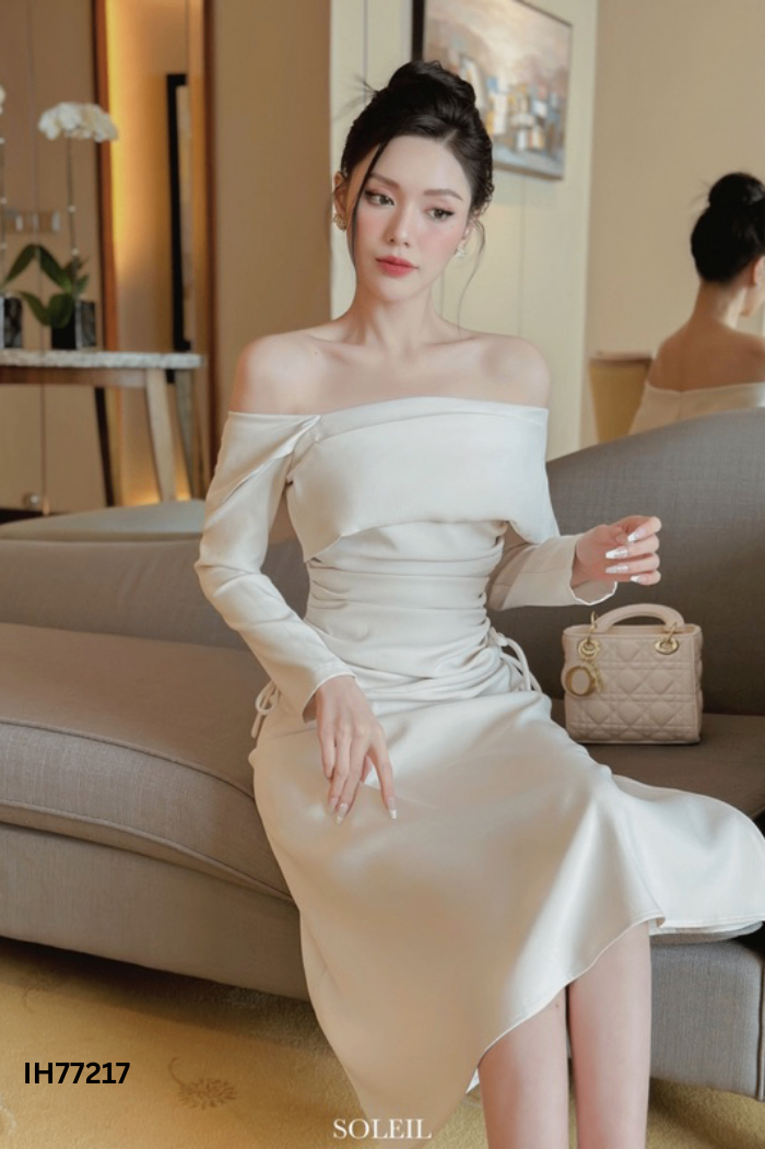 Váy SOLEIL ROOM be trễ vai
