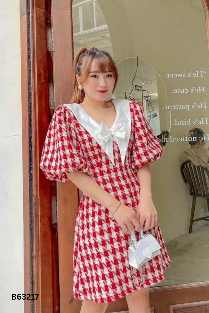 Váy dạ đỏ trắng tay phồng