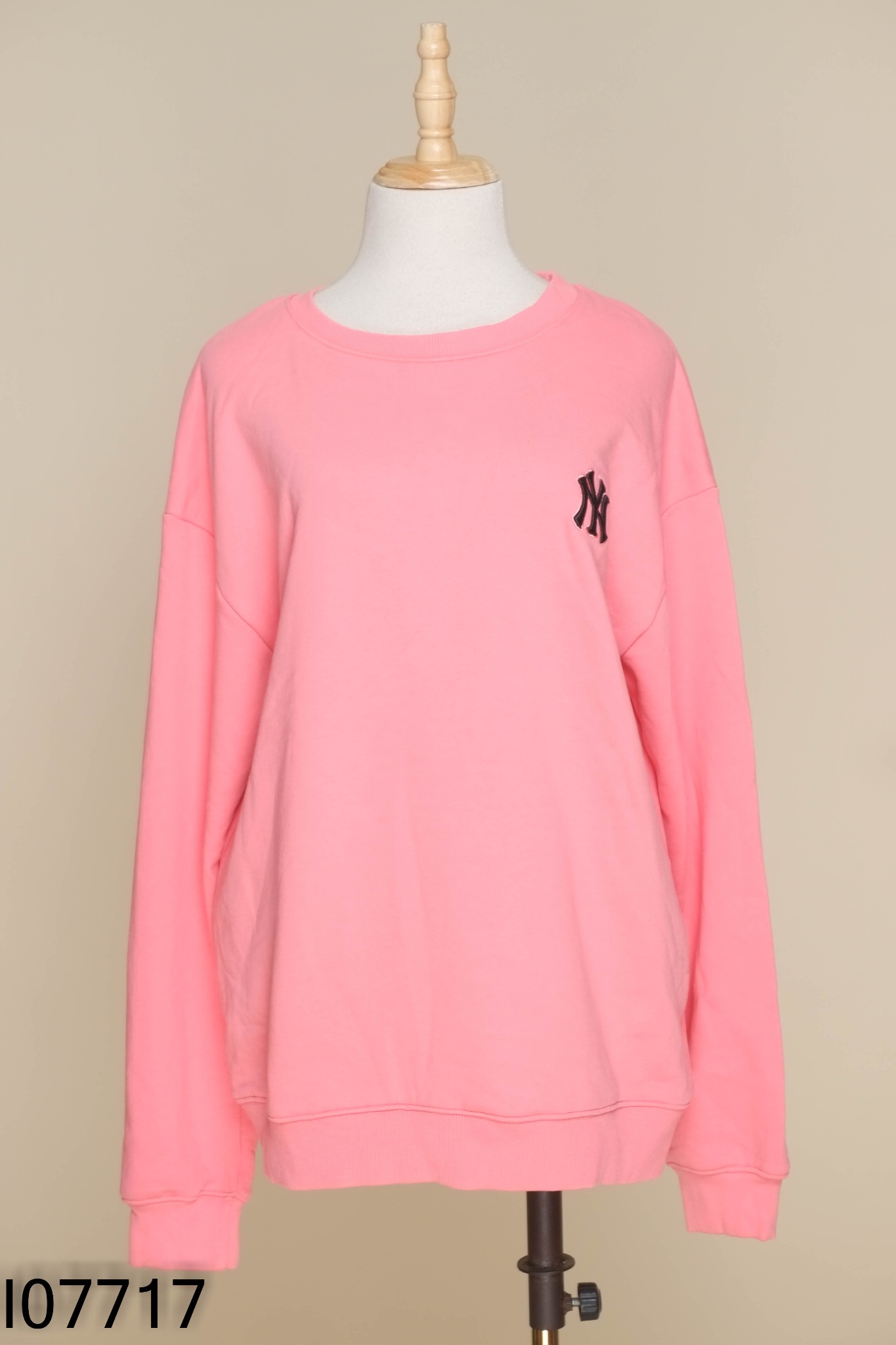 Áo sweater nỉ hồng