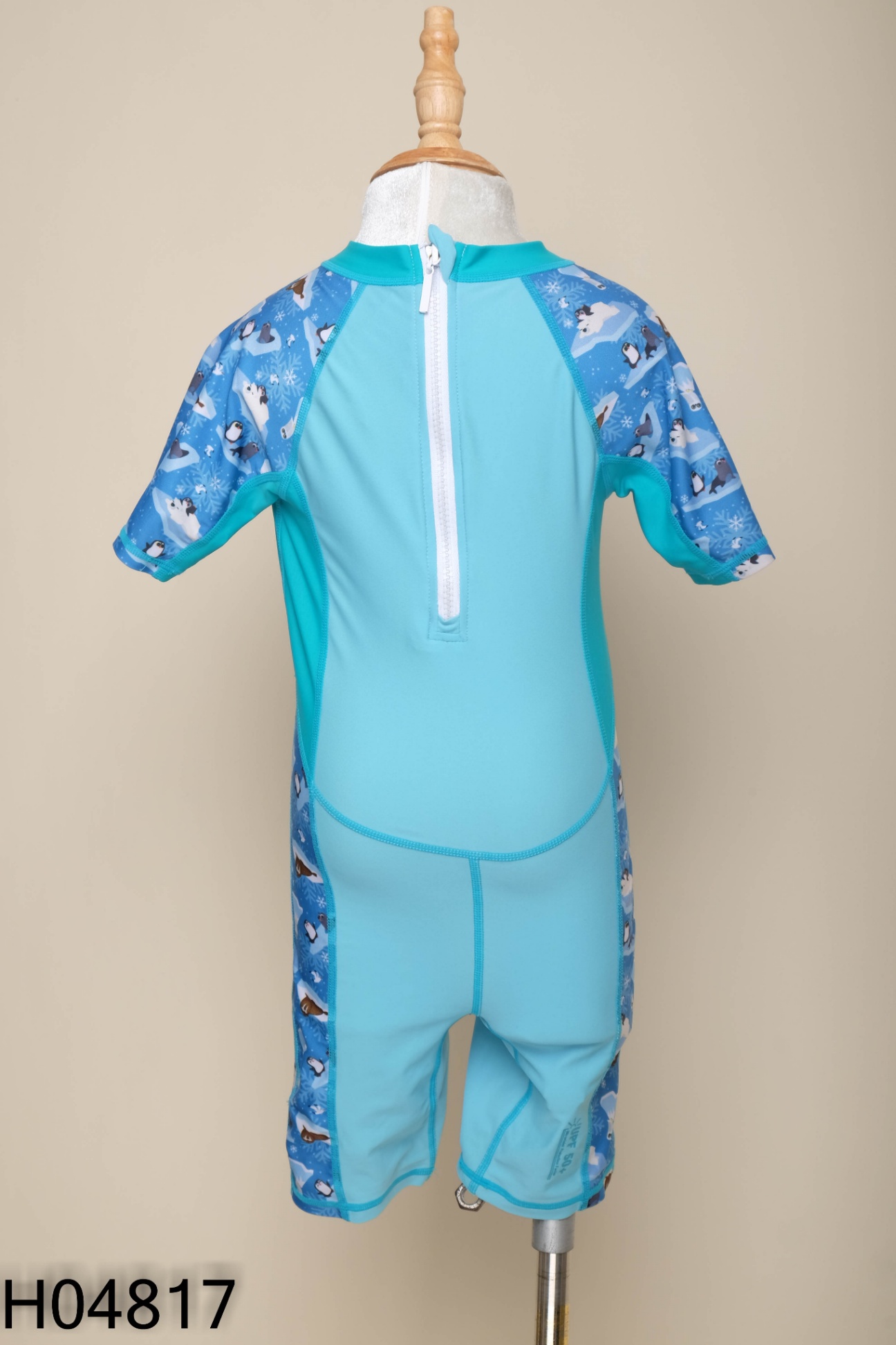 Đồ bơi xanh họa tiết KIDS
