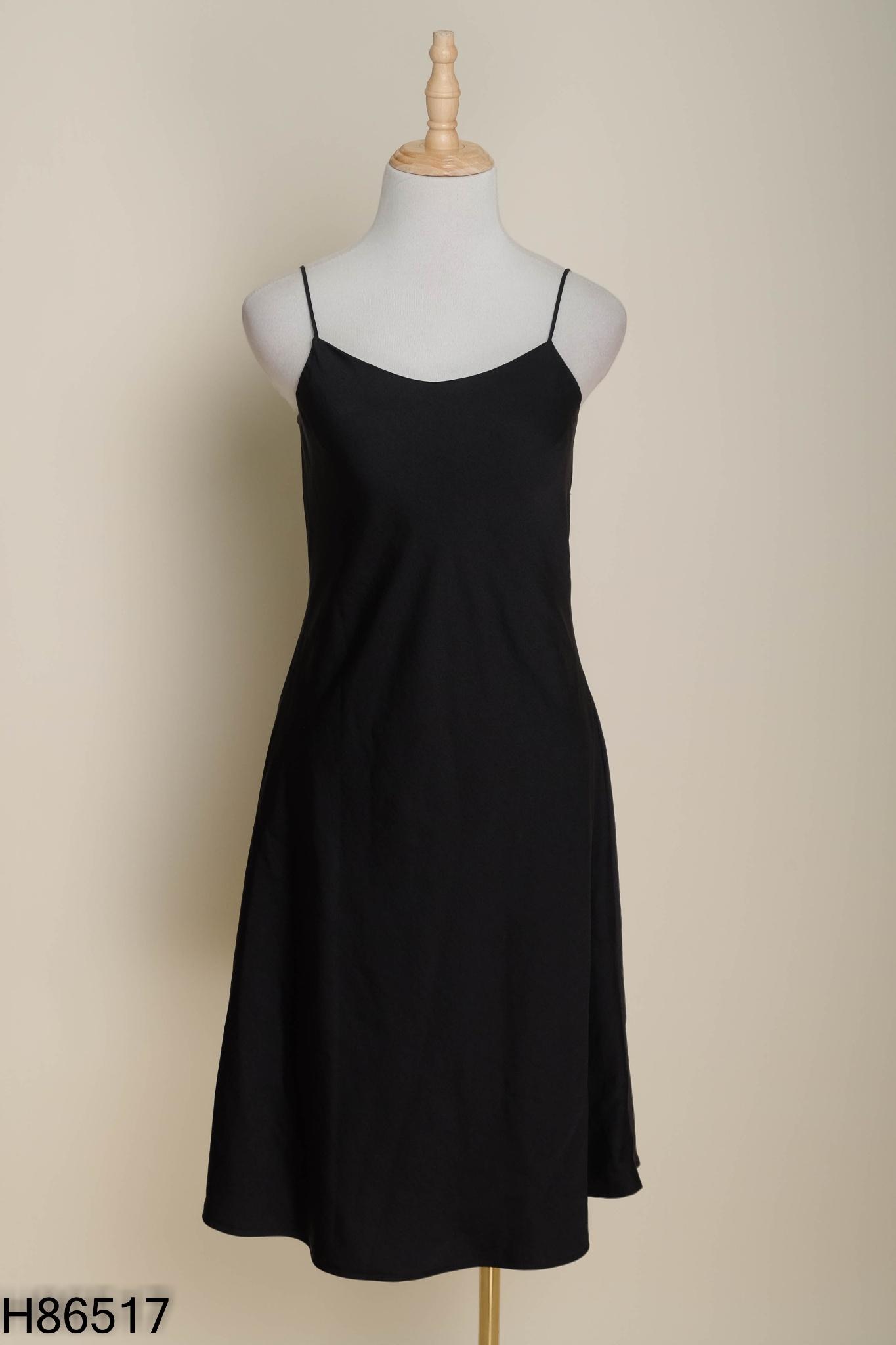 Váy hai dây ADORE DRESS lụa đen