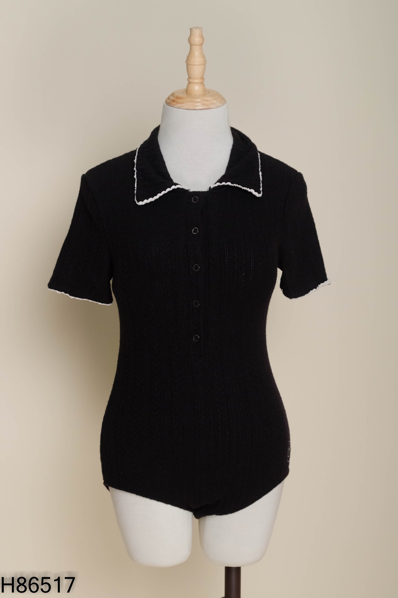 Bodysuits đen ROLAROLA viền be