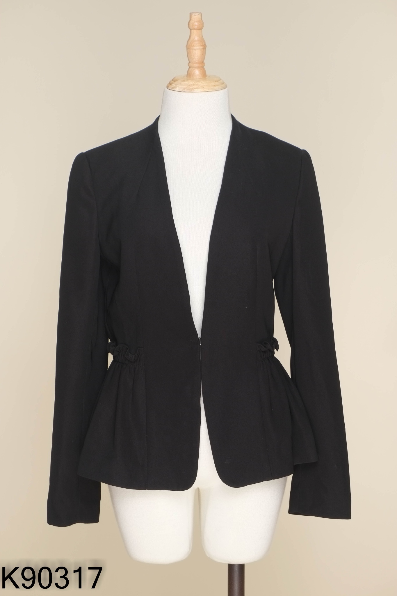 Blazer EVA DE EVA đen nhún bèo túi