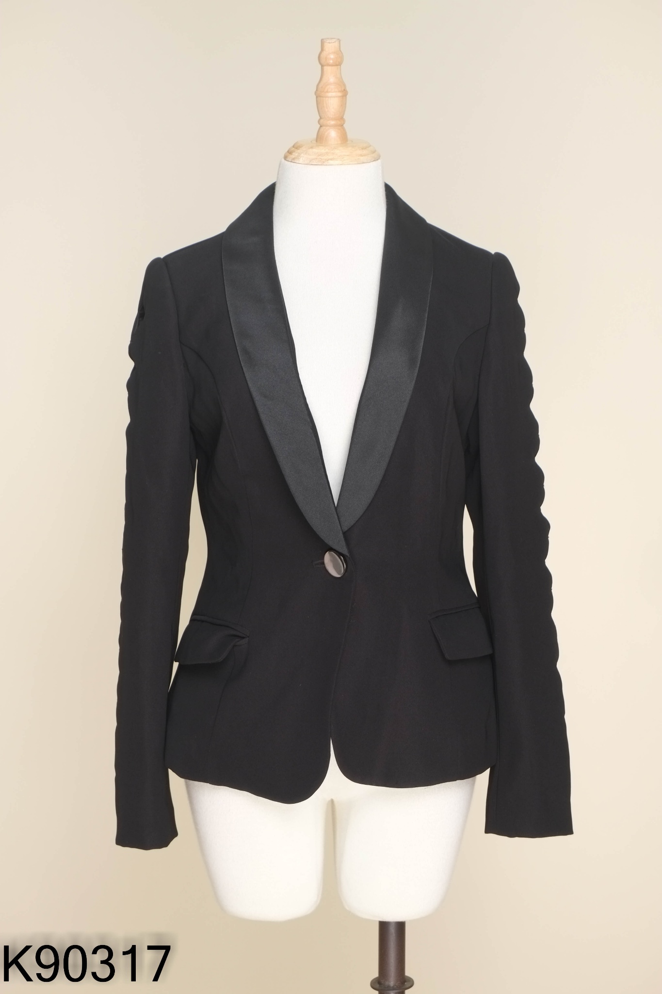 Blazer EVA DE EVA đen trơn