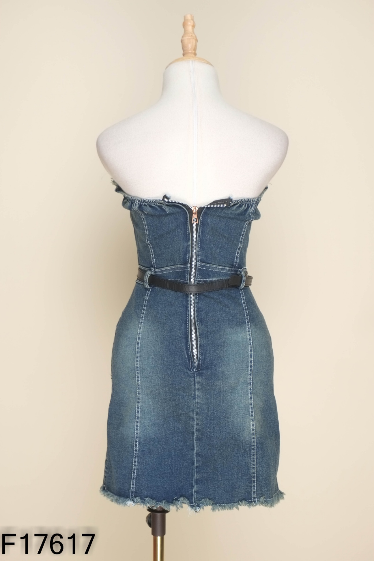 NEWTAG Váy cúp ngực jeans xanh phối thắt lưng