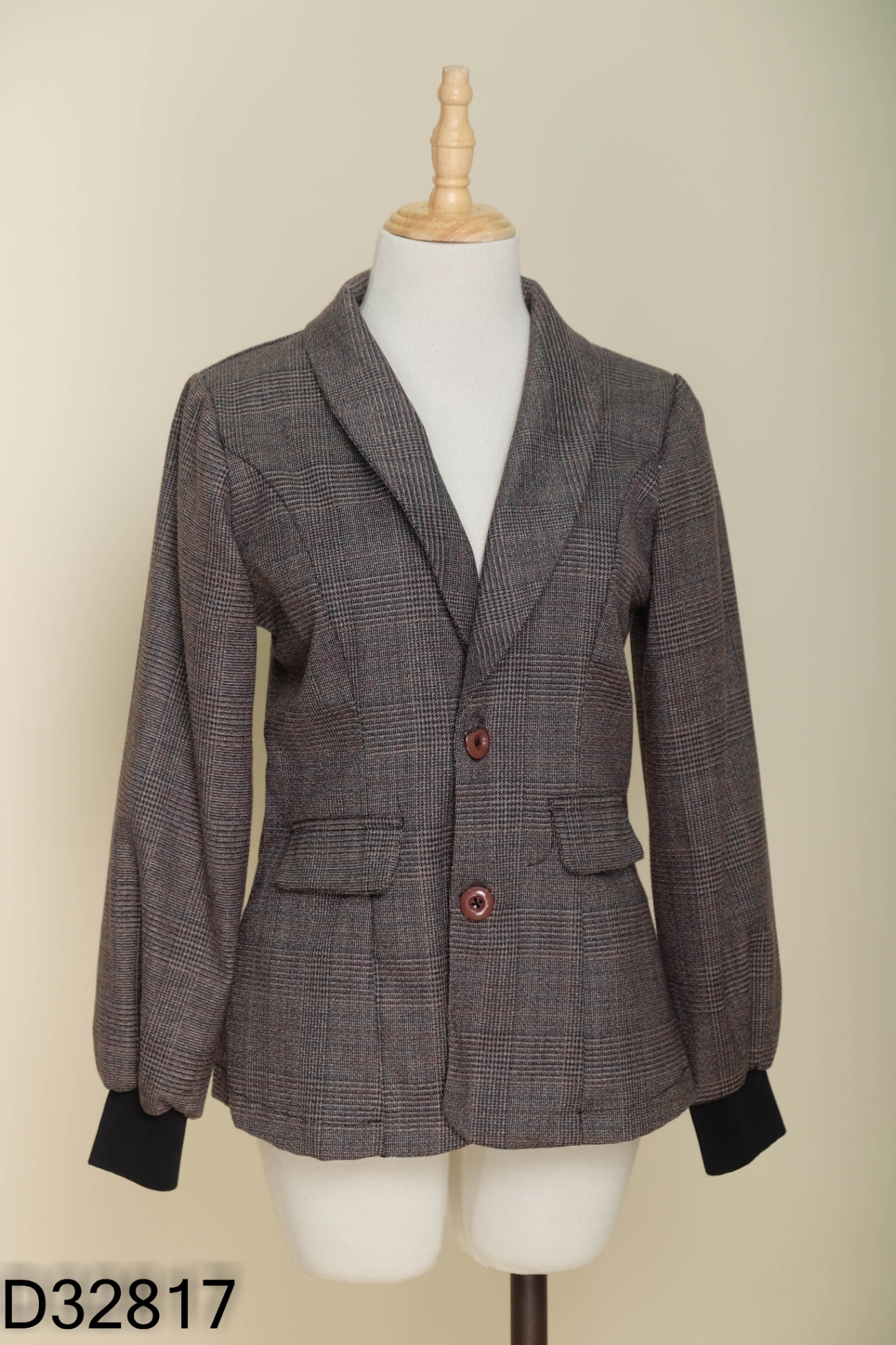 Blazer nâu kẻ xám đen