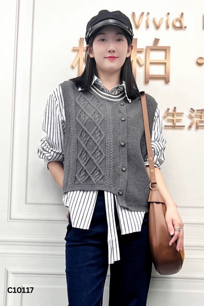 Áo gile len ghi viền trắng