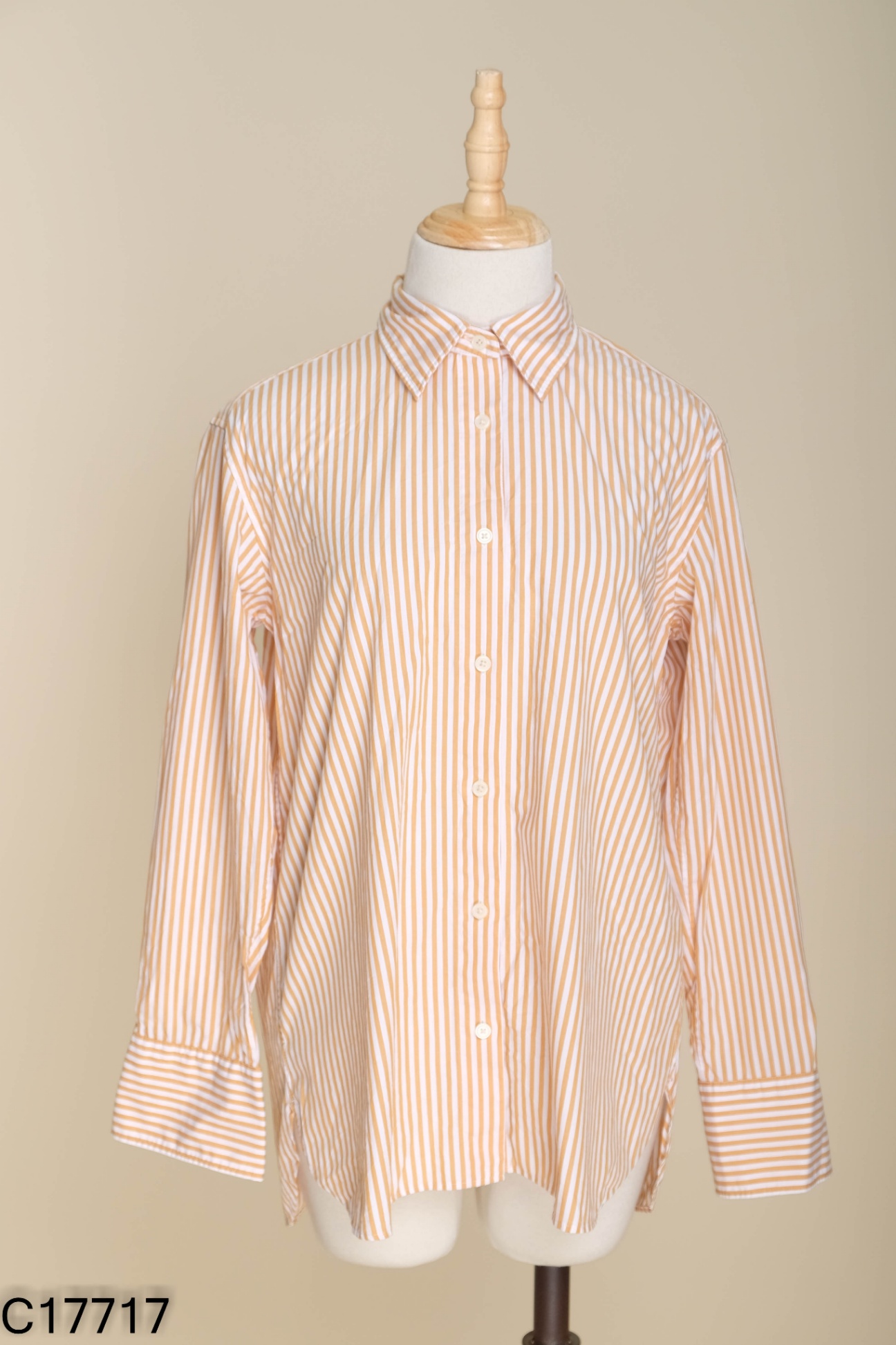 Áo sơ mi UNIQLO vàng kẻ trắng