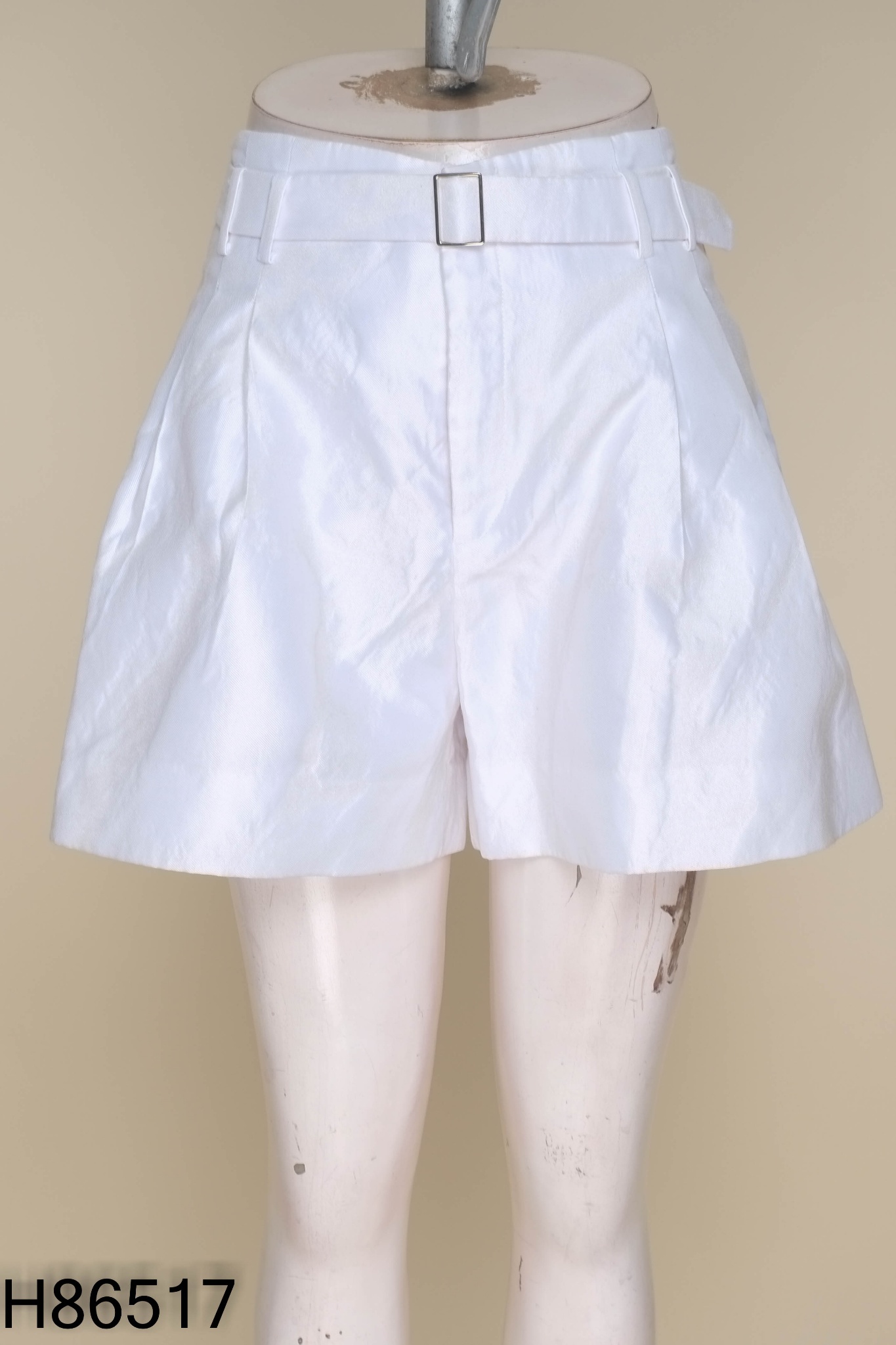 Quần shorts trắng ELISE phối đai
