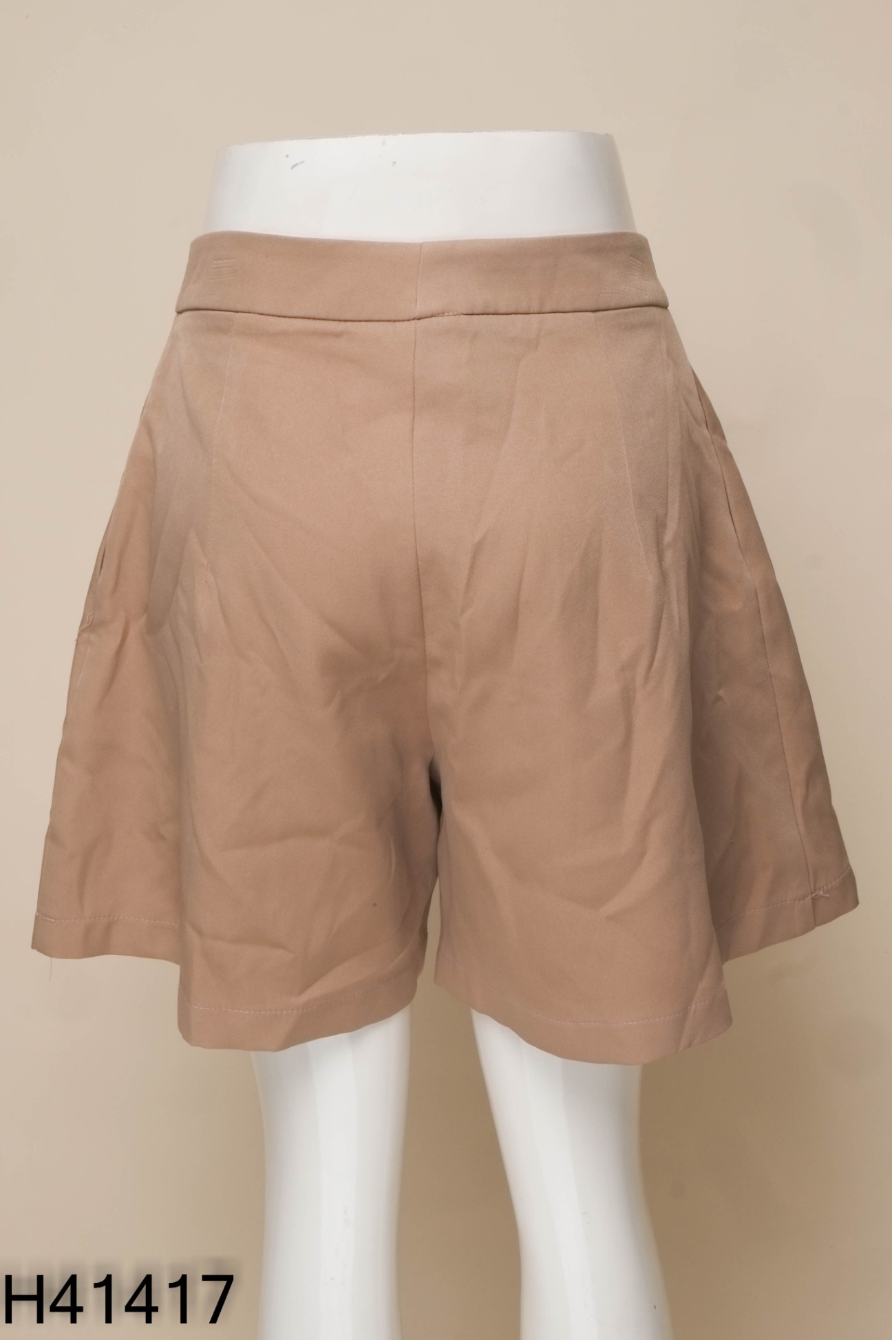 Quần shorts be ly eo