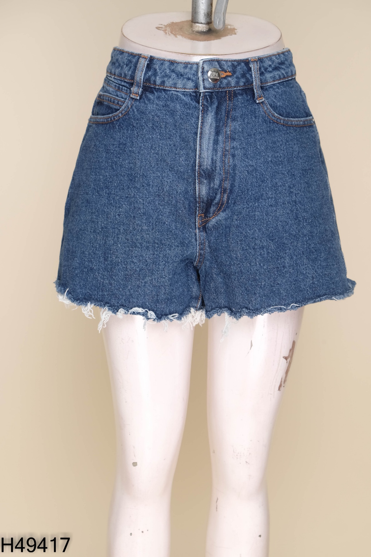 Quần ZARA jean xanh short