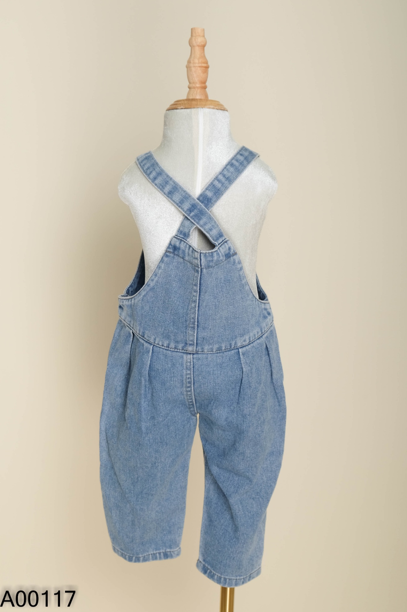 Quần yếm jeans xanh KIDS