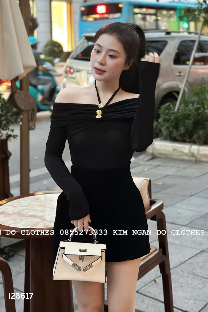 Áo đen trơn dúm