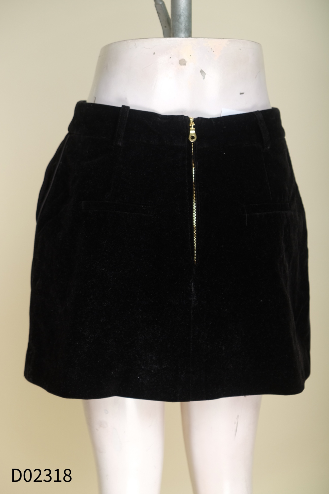 Chân váy HƯƠNG BOUTIQUE đen trơn