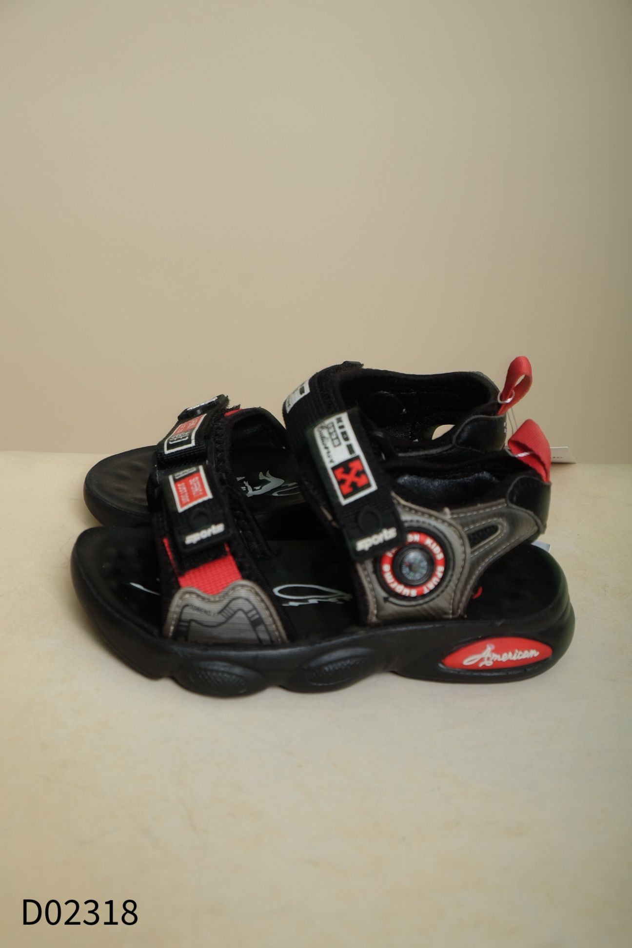 Sandals đen phối xanh KIDS