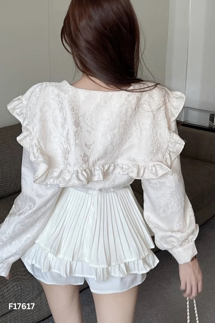 Áo be cổ sen cúc ngọc