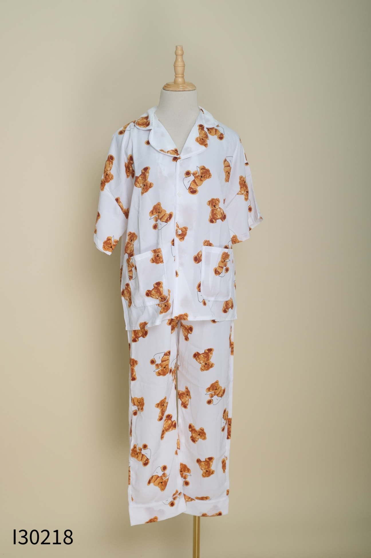 NEWTAG SET Pijama trắng gấu áo + quần dài