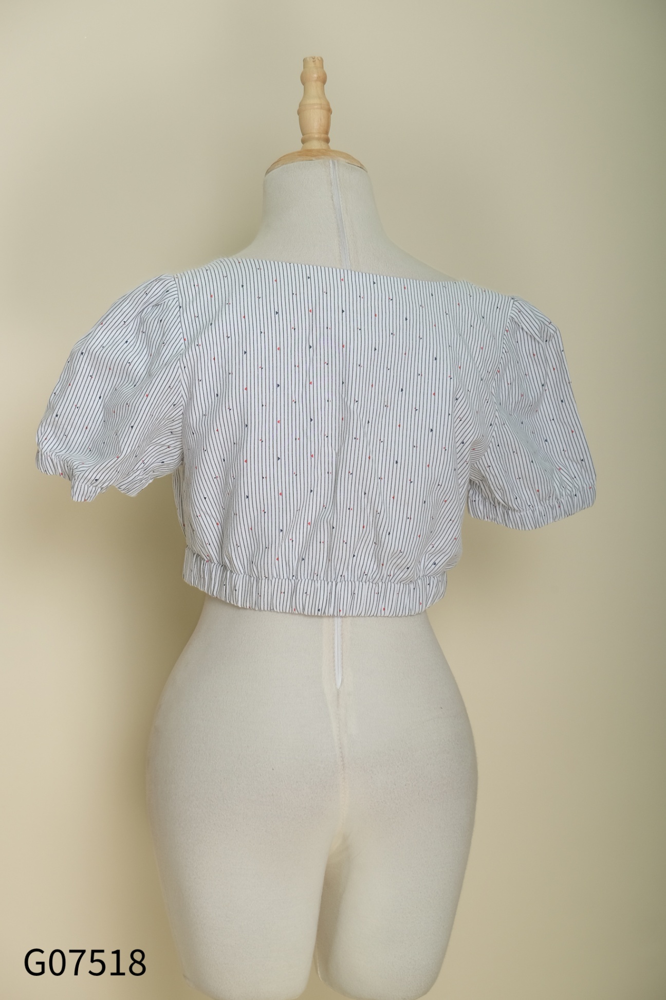 Áo ADORE DRESS trắng sọc đen