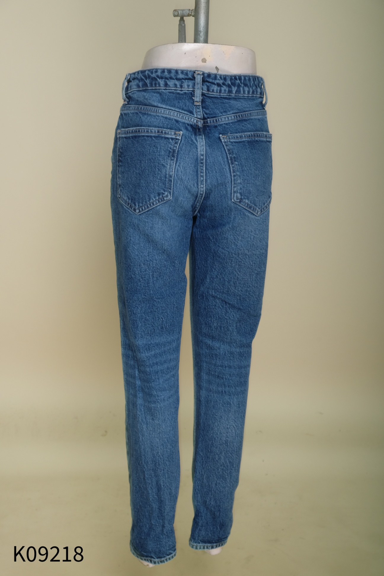 Quần jeans xanh ZARA (cắt tag)