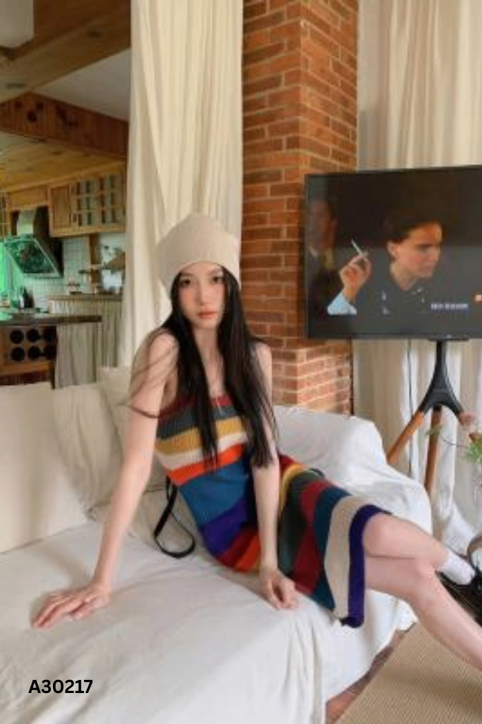 Váy len kẻ màu sắc