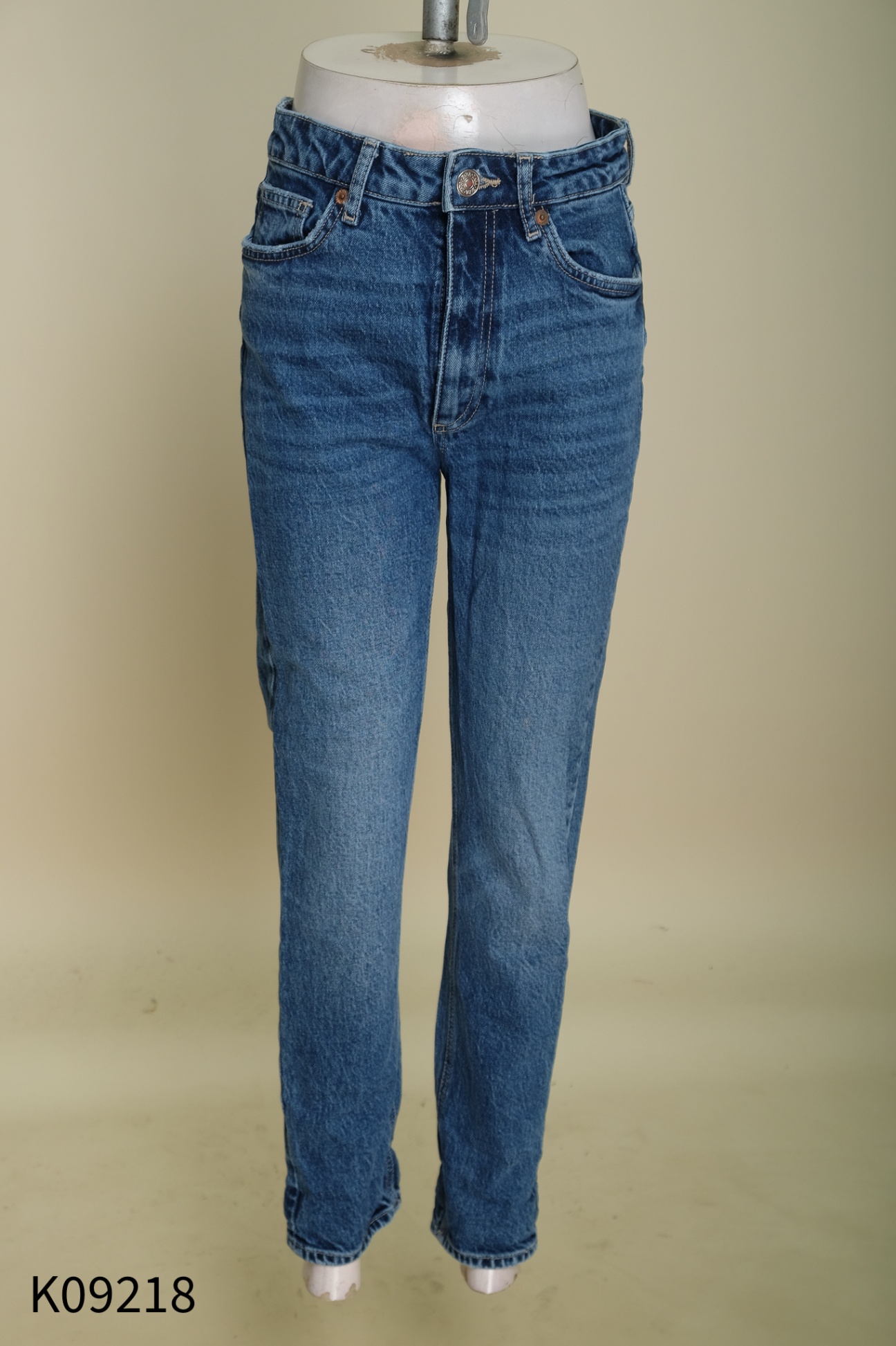 Quần jeans xanh ZARA (cắt tag)