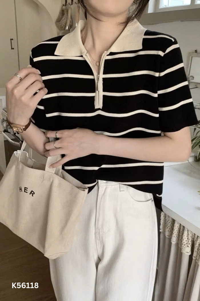 Áo len đen sọc be cổ polo