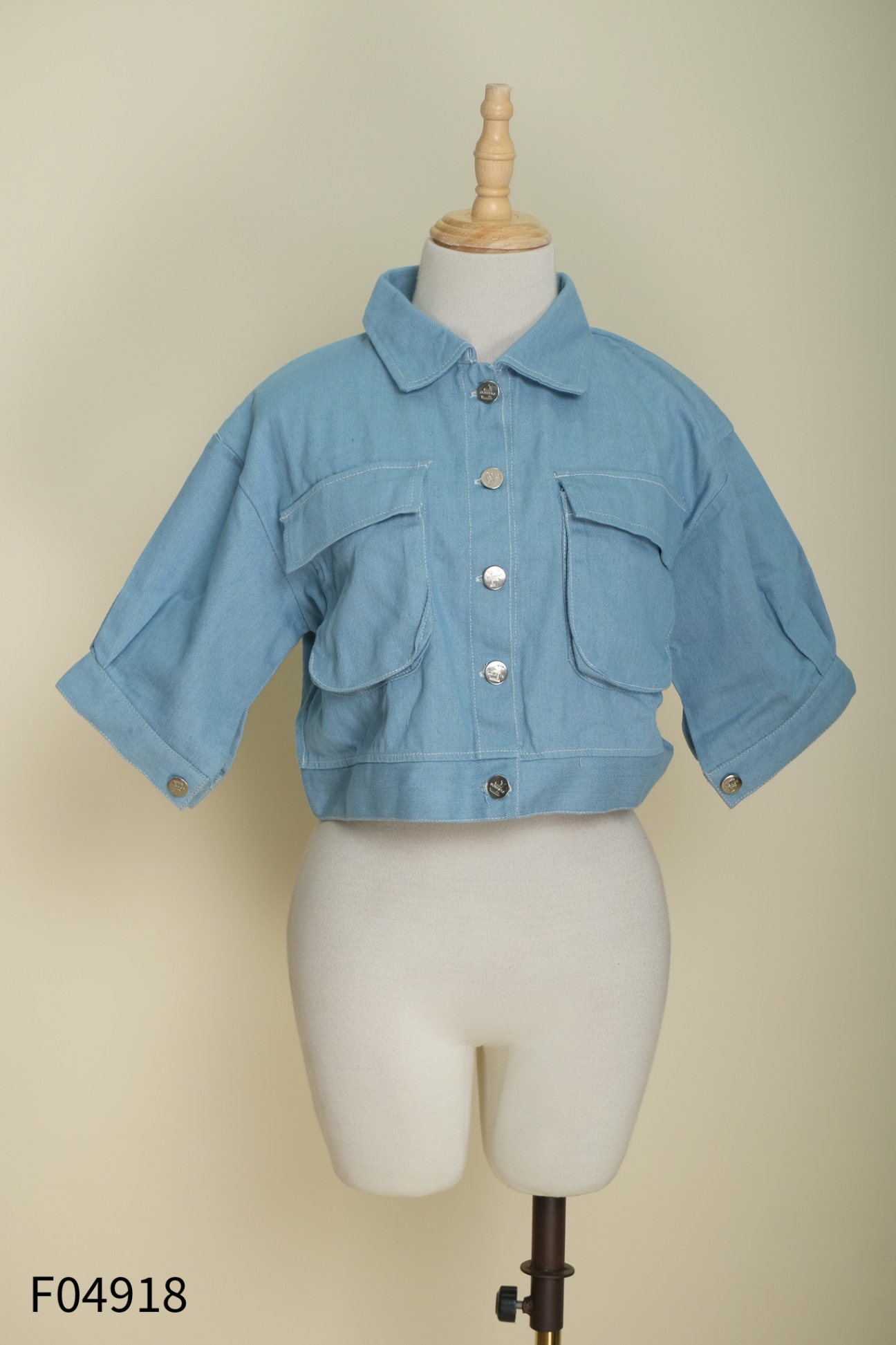 NEWTAG Áo jeans xanh cài khuy
