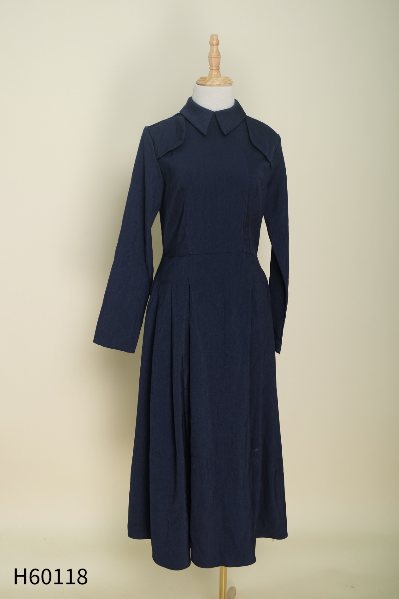 Váy PHUONG PHAN DESIGN xanh trơn
